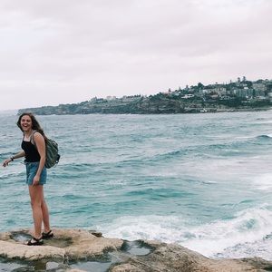 Meet your Posher, Amelia